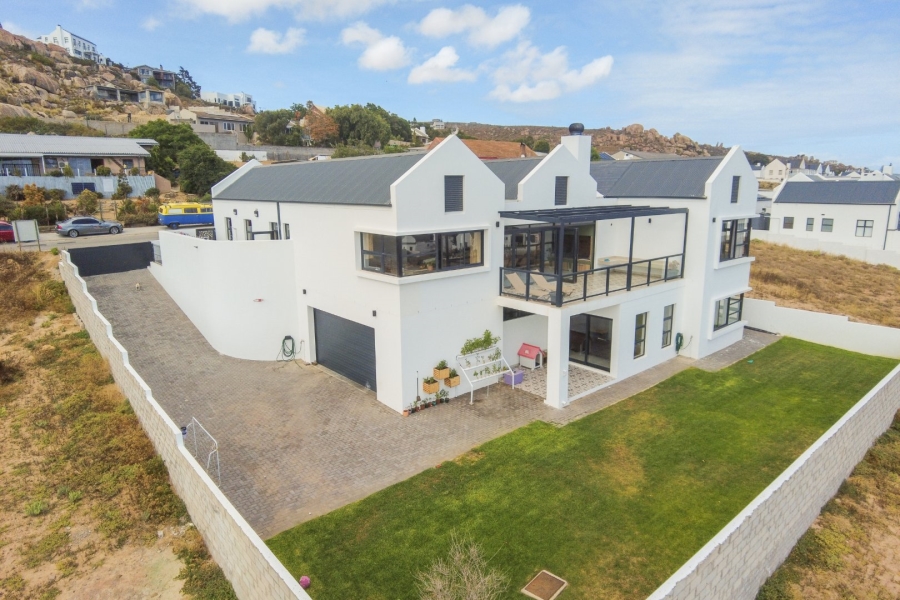 4 Bedroom Property for Sale in Da Gama Bay Western Cape